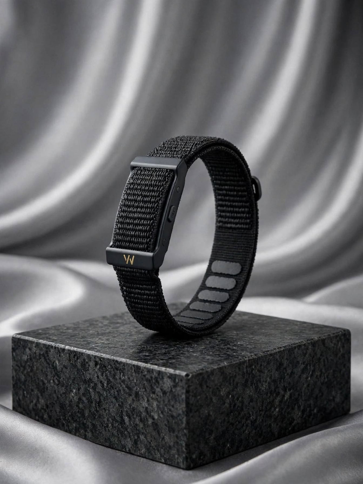 WHOOP FITNESS BAND